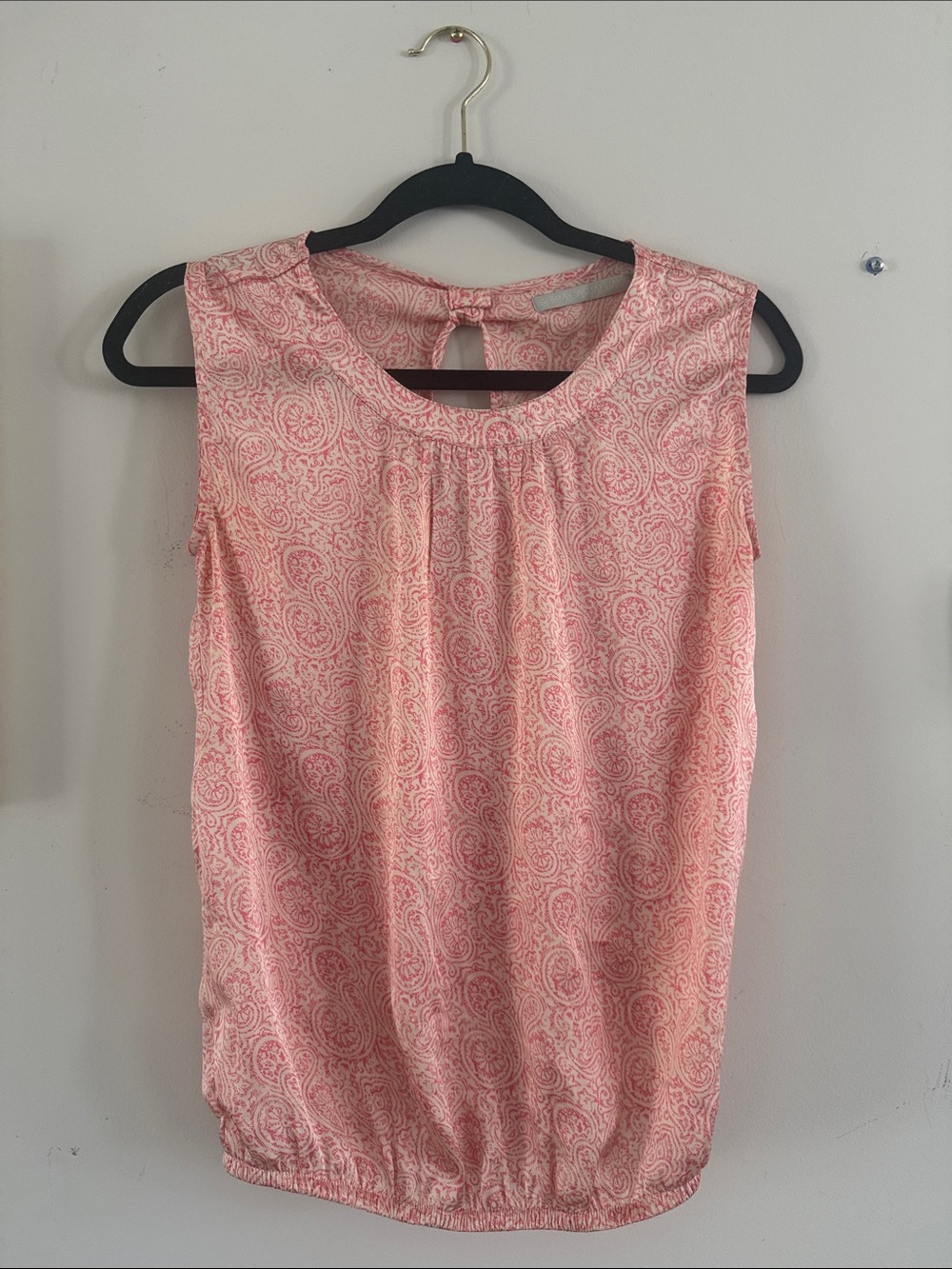 Sleeveless Pink Paisley-Print Pullover Camisole
